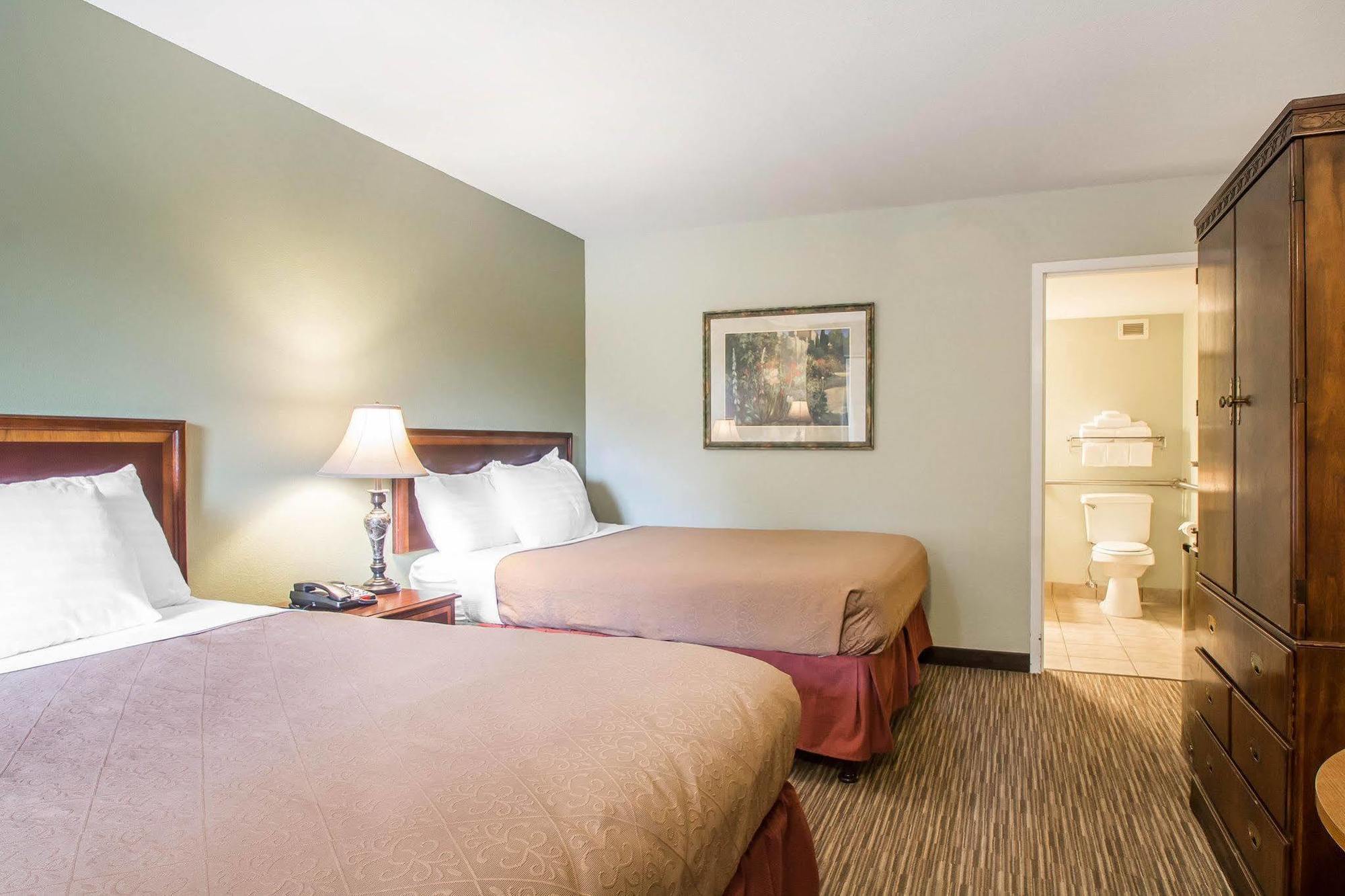 Baymont By Wyndham Branson Thousand Hills Екстериор снимка
